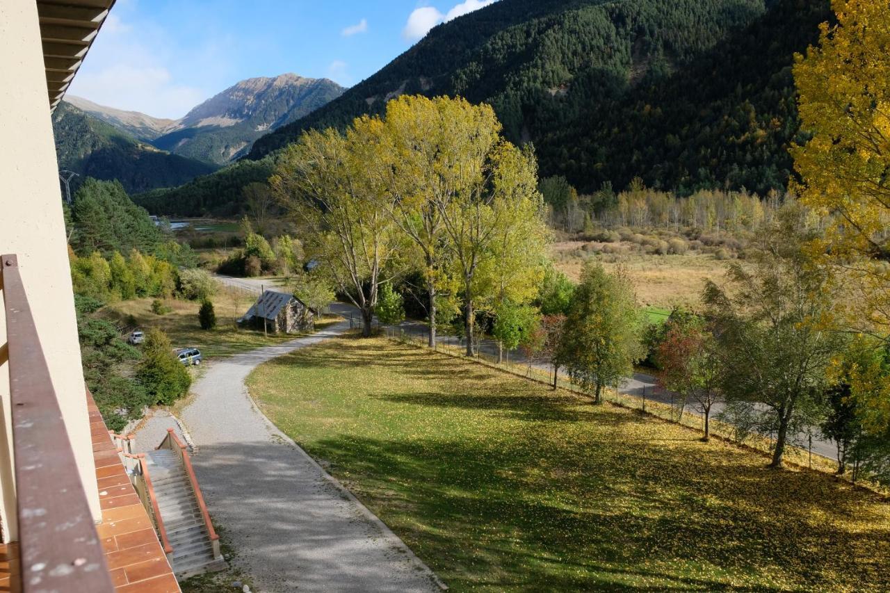 Хостел La Casa De Pineta Бьельса Экстерьер фото