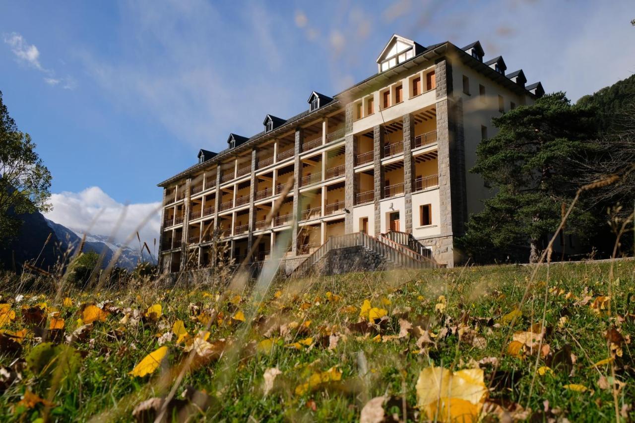 Хостел La Casa De Pineta Бьельса Экстерьер фото