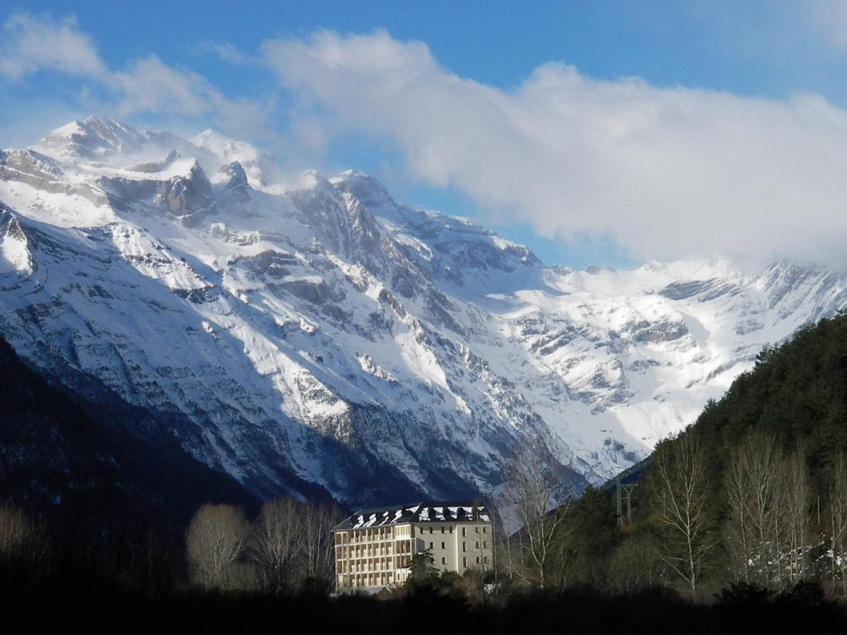 Хостел La Casa De Pineta Бьельса Экстерьер фото